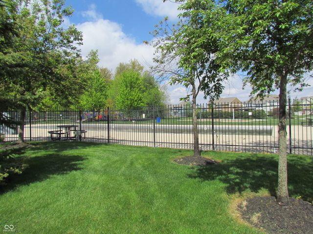 13888 Willesden Circle, Fishers, IN 46037