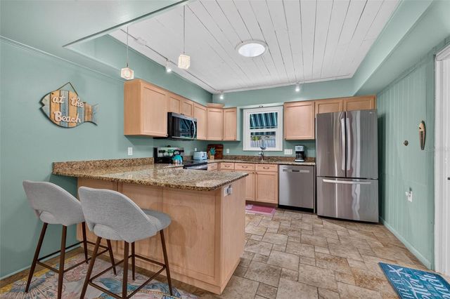 114 81ST STREET, Bradenton Beach, FL 34217