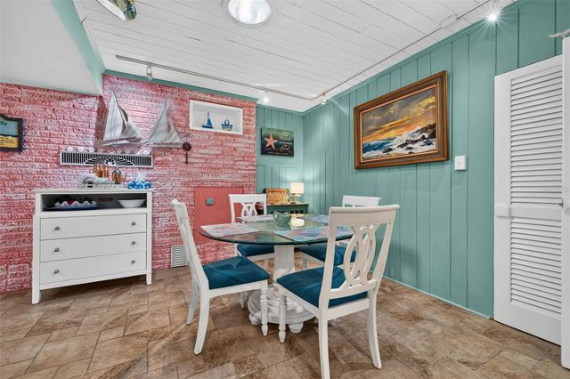 114 81ST STREET, Bradenton Beach, FL 34217