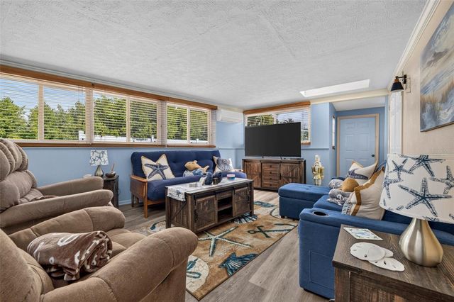 114 81ST STREET, Bradenton Beach, FL 34217