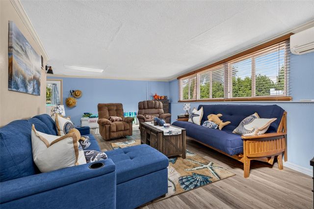 114 81ST STREET, Bradenton Beach, FL 34217