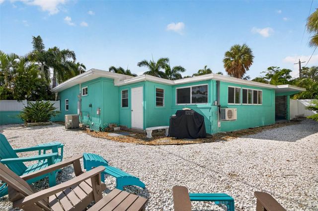 114 81ST STREET, Bradenton Beach, FL 34217