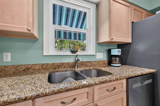 114 81ST STREET, Bradenton Beach, FL 34217