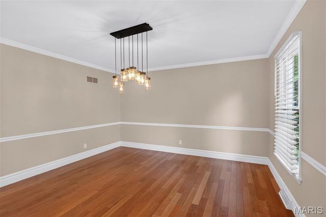 1685 Ansonborough Drive, Chesterfield, MO 63017