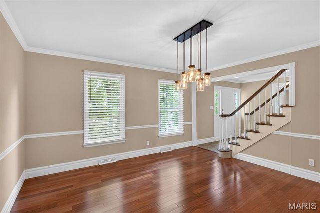 1685 Ansonborough Drive, Chesterfield, MO 63017