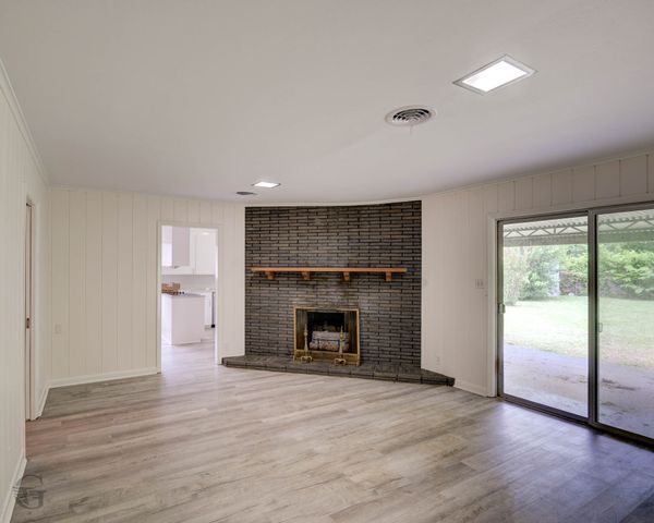 470 Gloria Avenue, Shreveport, LA 71105