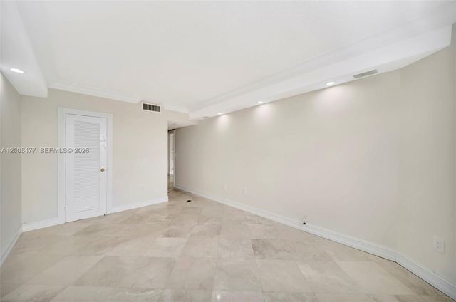 1985 S Ocean Dr 20A, Hallandale Beach, FL 33009