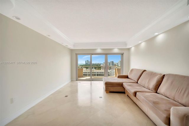 1985 S Ocean Dr 20A, Hallandale Beach, FL 33009