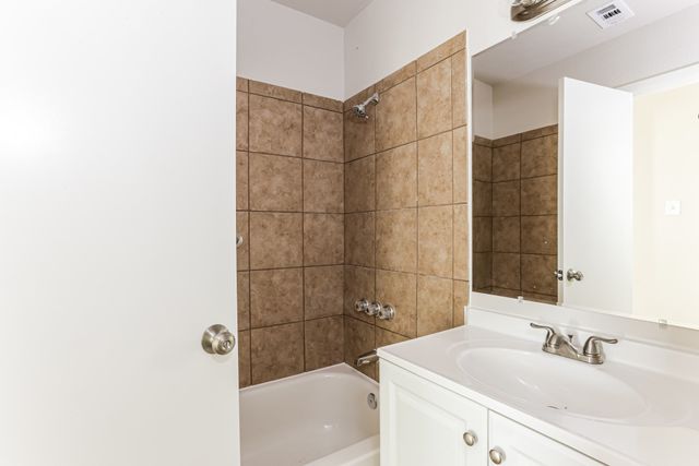 250 Prairie Grove Drive, Dallas, TX 75217