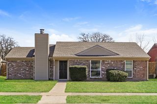 250 Prairie Grove Drive, Dallas, TX 75217