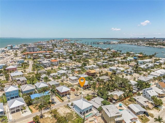 146 Delmar AVE, Fort Myers Beach, FL 33931