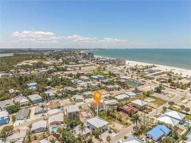 146 Delmar AVE, Fort Myers Beach, FL 33931