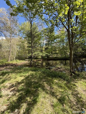 602 Fan Hill Road, Monroe, CT 06468