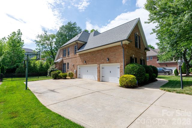 886 Hickory Stick Drive, Fort Mill, SC 29715