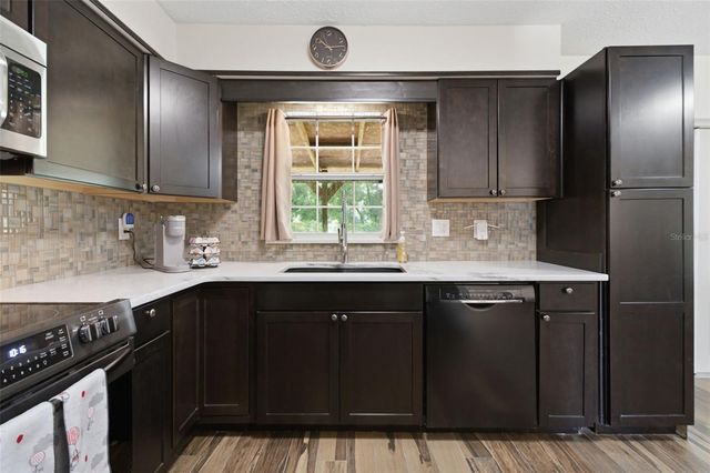 6302 NW 67TH TERRACE, Ocala, FL 34482