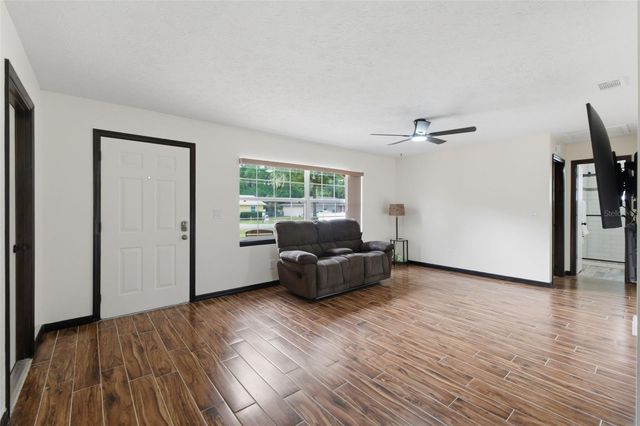 6302 NW 67TH TERRACE, Ocala, FL 34482