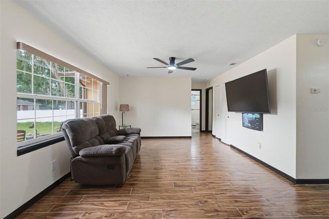 6302 NW 67TH TERRACE, Ocala, FL 34482