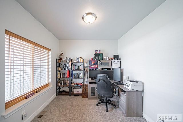 2848 E Larson Drive, Idaho Falls, ID 83401