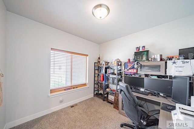 2848 E Larson Drive, Idaho Falls, ID 83401