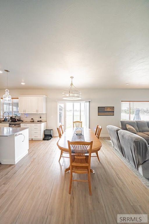 Image 11 of property listing at 2848 E Larson Drive, Idaho Falls, ID 83401