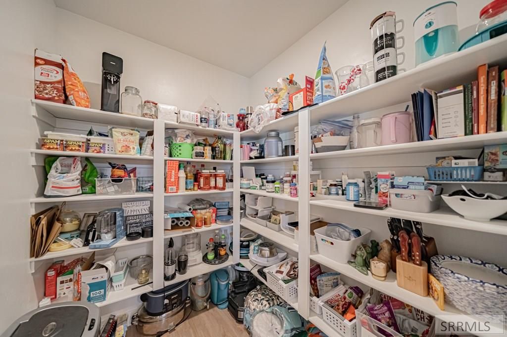 Image 16 of property listing at 2848 E Larson Drive, Idaho Falls, ID 83401