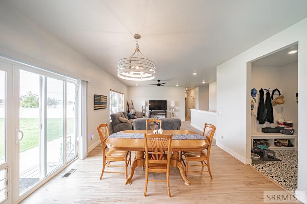 Image 18 of property listing at 2848 E Larson Drive, Idaho Falls, ID 83401