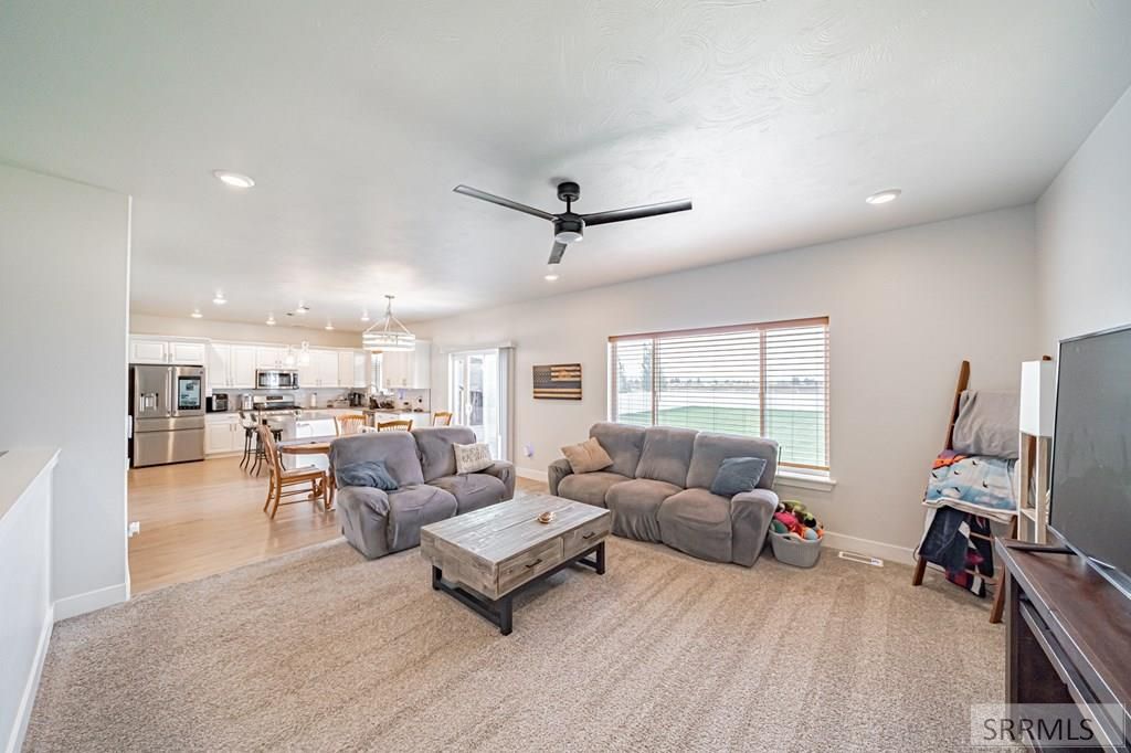 Image 19 of property listing at 2848 E Larson Drive, Idaho Falls, ID 83401