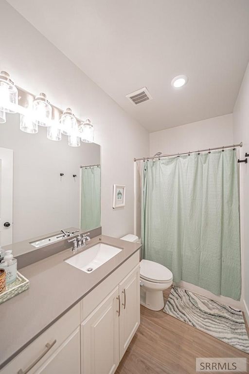 Image 23 of property listing at 2848 E Larson Drive, Idaho Falls, ID 83401