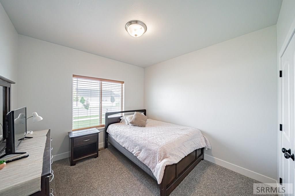 Image 24 of property listing at 2848 E Larson Drive, Idaho Falls, ID 83401