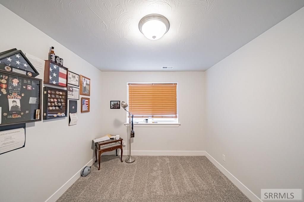 Image 26 of property listing at 2848 E Larson Drive, Idaho Falls, ID 83401