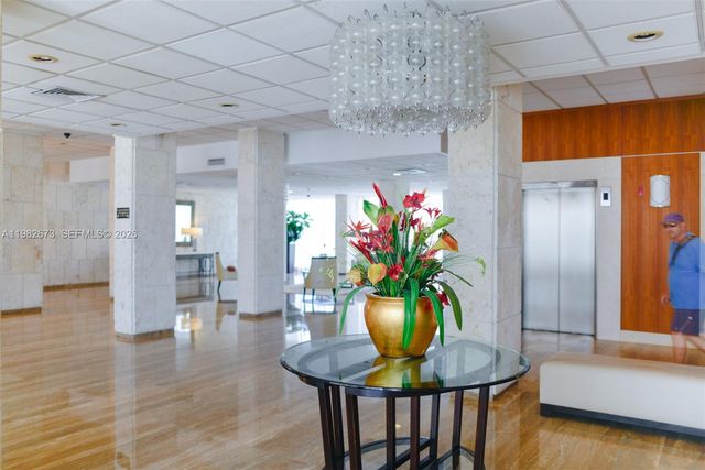 1985 S Ocean Dr 22E, Hallandale Beach, FL 33009