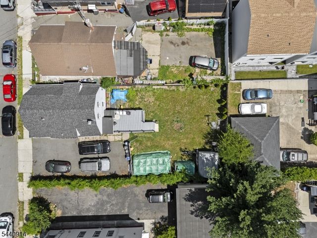 205 E 24Th St, Paterson City, NJ 07514