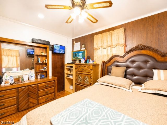 205 E 24Th St, Paterson City, NJ 07514