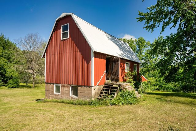 1292 County Road H, Star Prairie, WI 54026