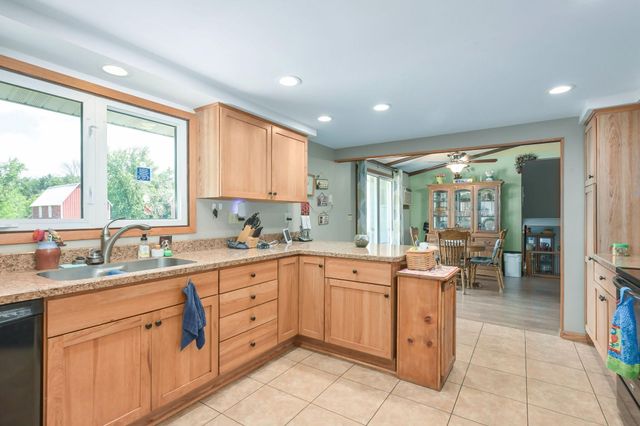 1292 County Road H, Star Prairie, WI 54026