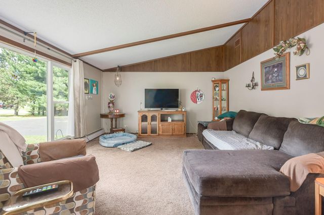 1292 County Road H, Star Prairie, WI 54026