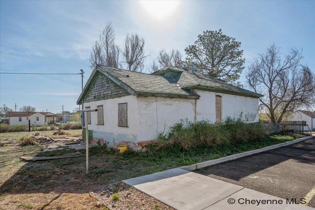 1114 W 20TH ST, Cheyenne, WY 82001