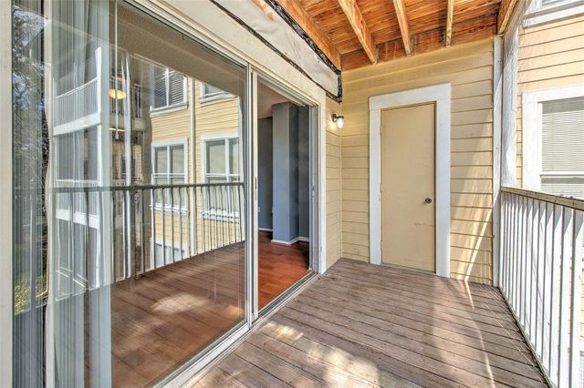 10028 STRAFFORD OAK COURT 716, Tampa, FL 33624