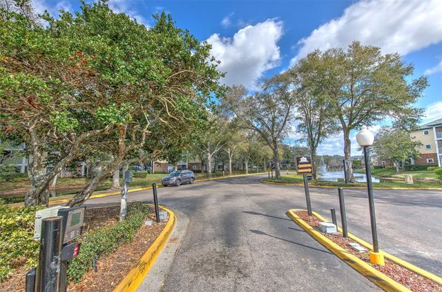 10028 STRAFFORD OAK COURT 716, Tampa, FL 33624