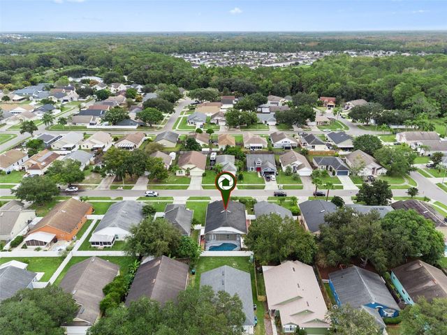 1008 OLD BARN ROAD, Orlando, FL 32825