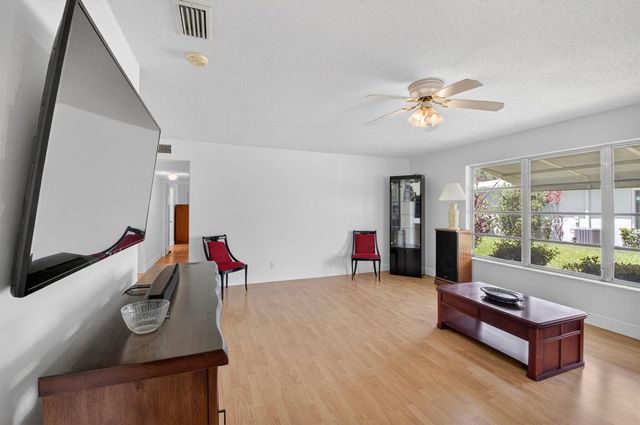 172 High Point Terrace W D, Delray Beach, FL 33445
