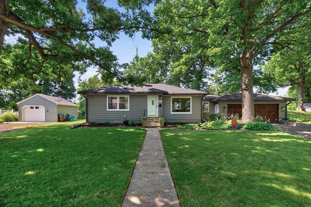 1037 Orkla Drive, Golden Valley, MN 55427 — photo 2