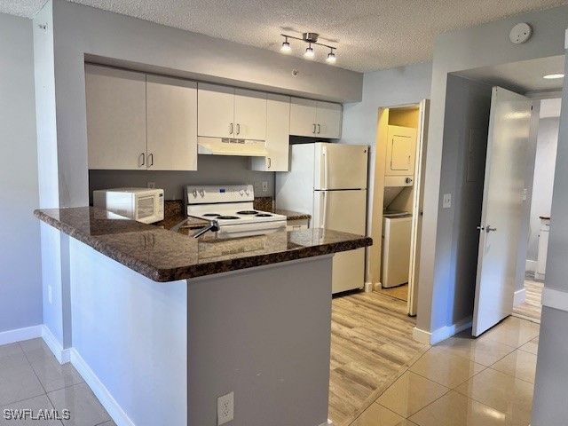 1185 Wildwood Lakes BLVD 101, Naples, FL 34104