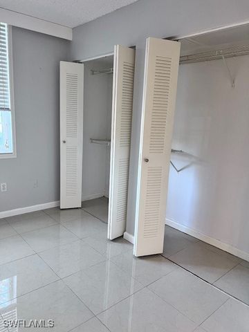 1185 Wildwood Lakes BLVD 101, Naples, FL 34104