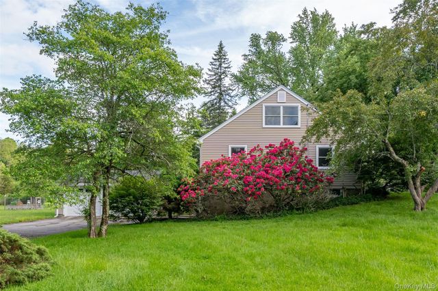 10 Horseshoe Road, Mount Kisco, NY 10549