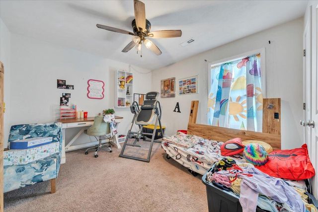 2060 Heys LN, Vinton, VA 24179