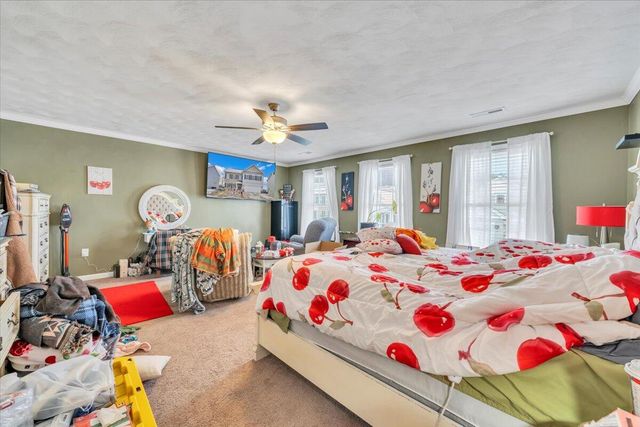 2060 Heys LN, Vinton, VA 24179