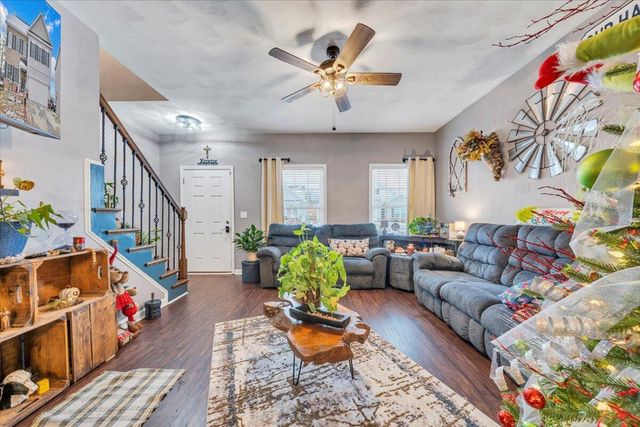 2060 Heys LN, Vinton, VA 24179