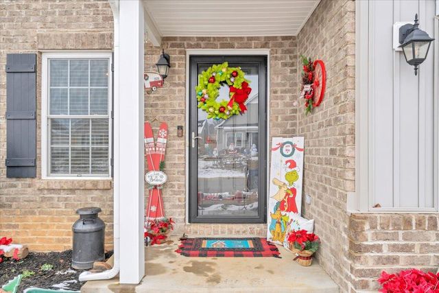 2060 Heys LN, Vinton, VA 24179