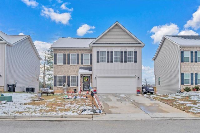 2060 Heys LN, Vinton, VA 24179